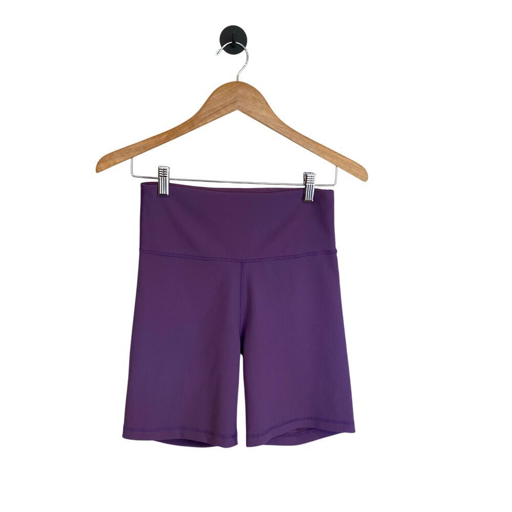 Aritzia TnAction Ribbed High-Rise 7" Biker Shorts in Breezy Purple Size Medium